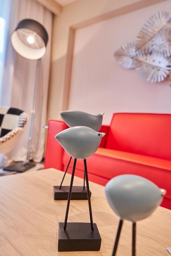 Gran Evenia Panama Hotel 外观 照片 Bird sculpture