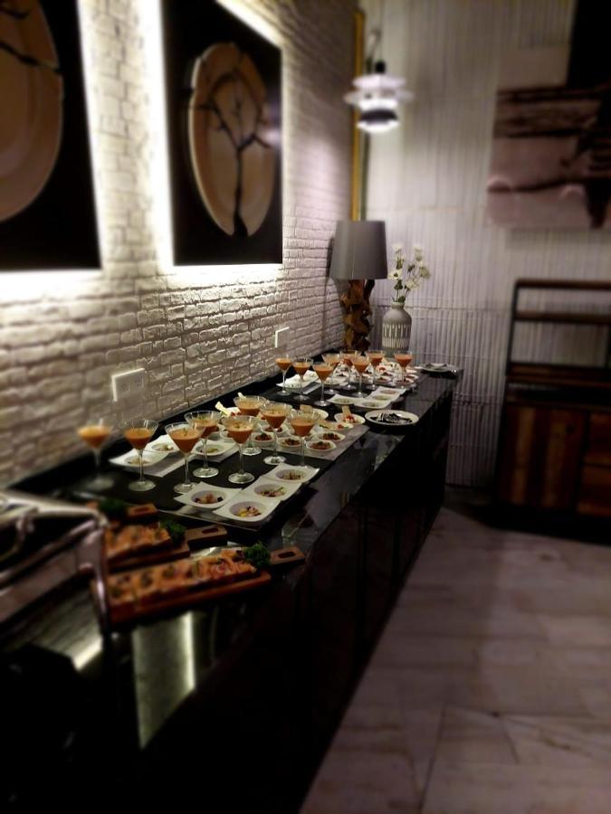 Gran Evenia Panama Hotel 外观 照片 A buffet at a restaurant