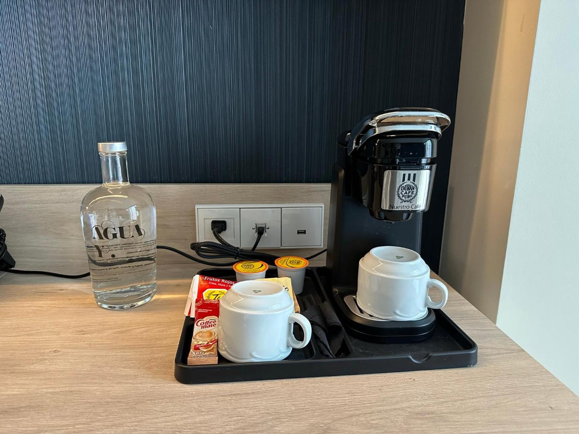 Gran Evenia Panama Hotel 外观 照片 A single serve coffee machine